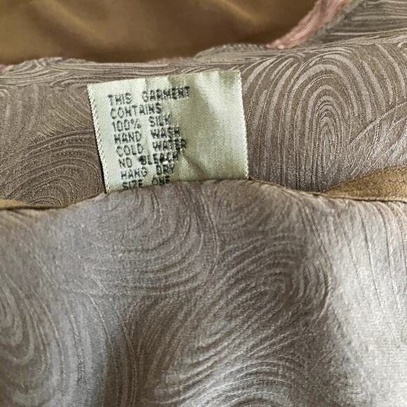 Exotic Brand Made in Indonesia Silk Tunic Top Blouse 100% Silk One Size OS A6-17 - Picture 7 of 7